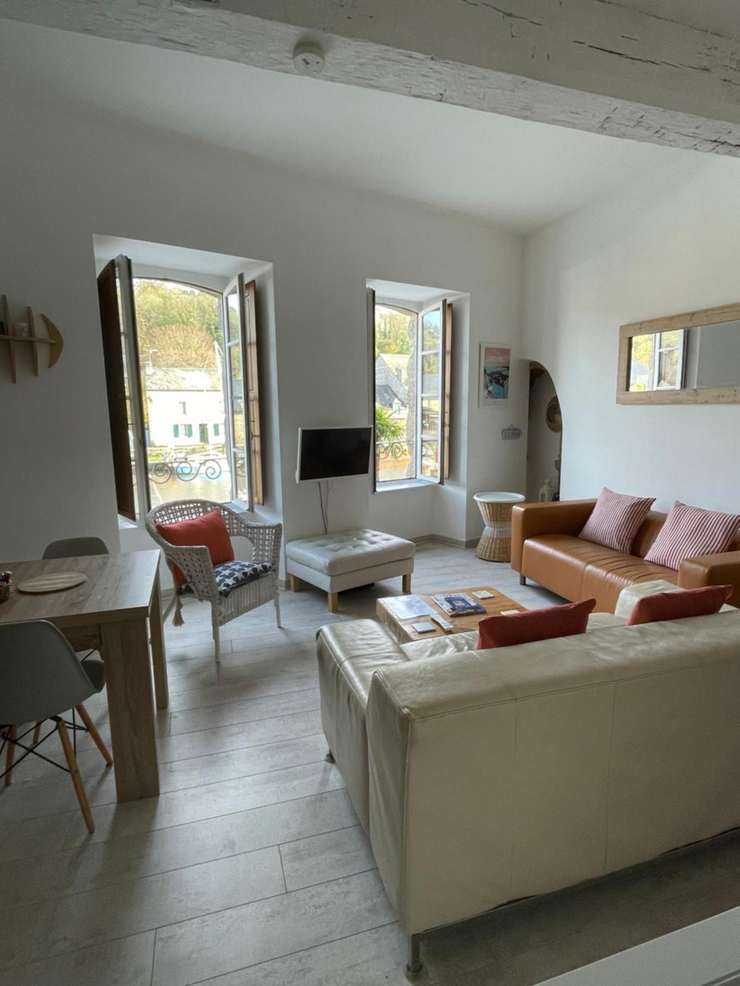 Appartement Au Port Dinan Exteriör bild